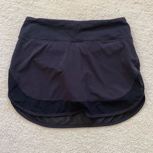 Lululeamon tennis skirt w/ built in shorts